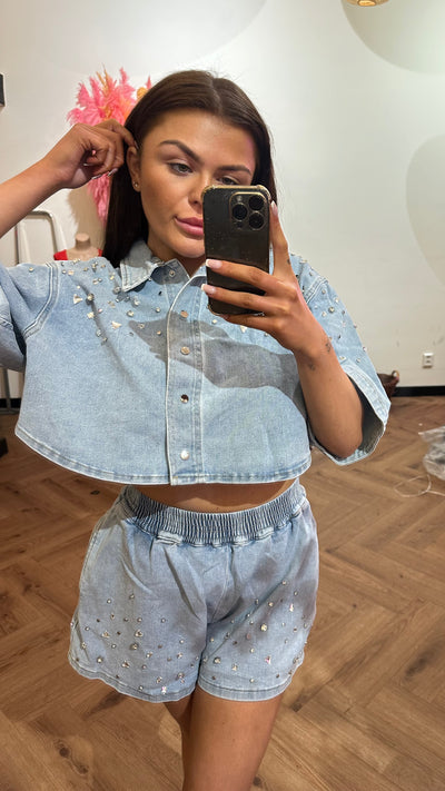 DIAMOND SHORT
